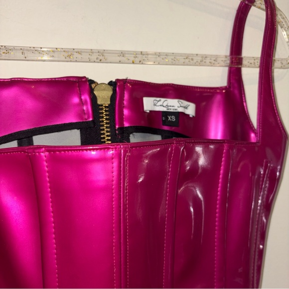 LAQUAN SMITH NWOT Vinyl PVC Corset Bustier Crop Top in Hot Pink Size XS - Picture 10 of 14